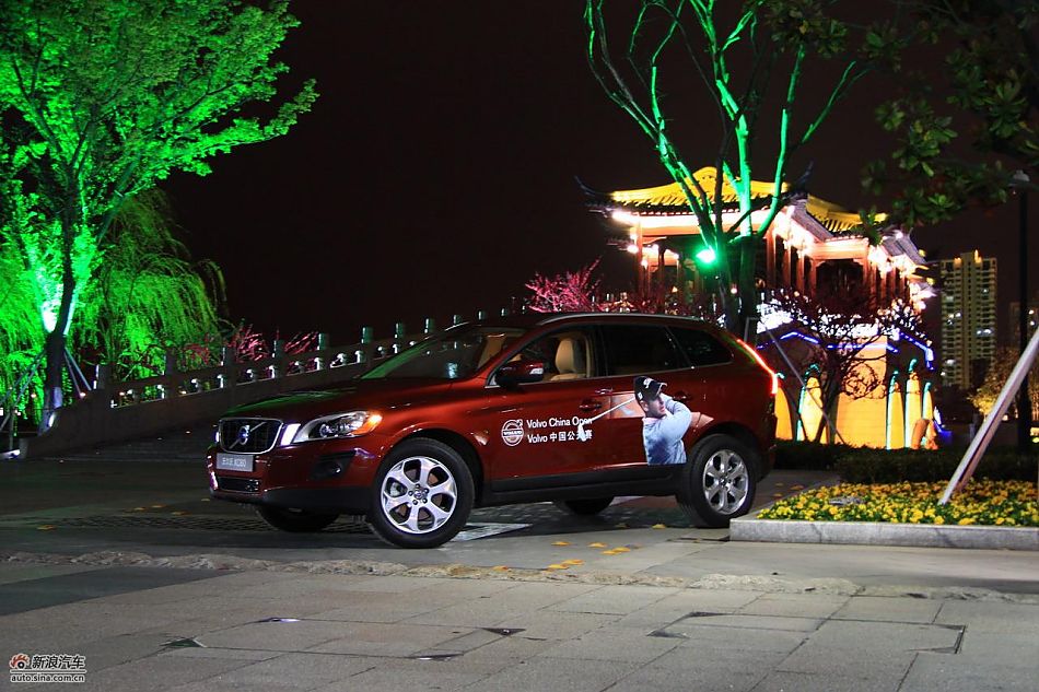 沃尔沃XC60夜景实拍