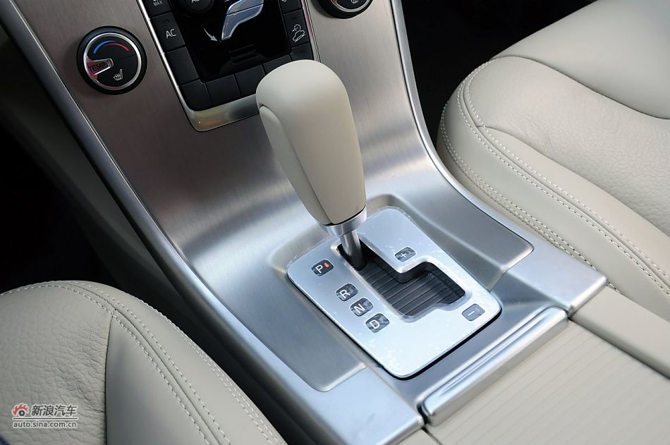 2012款沃尔沃XC60实拍