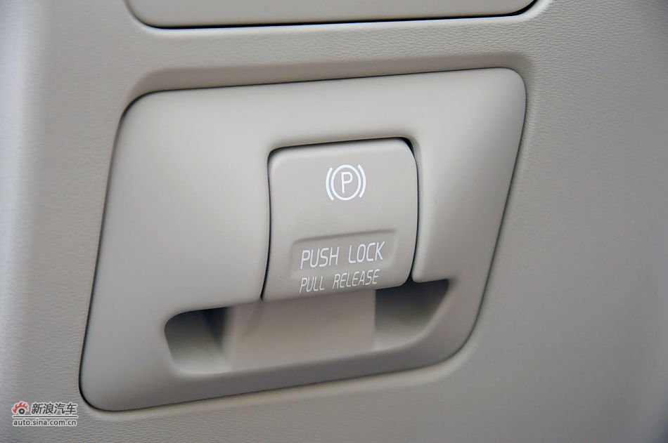 2012款沃尔沃XC60实拍