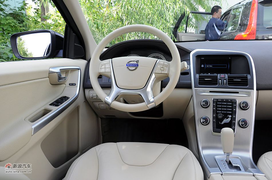 2012款沃尔沃XC60实拍