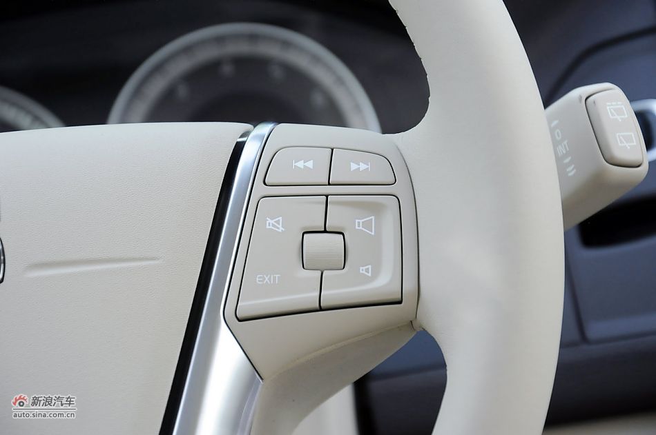 2012款沃尔沃XC60实拍