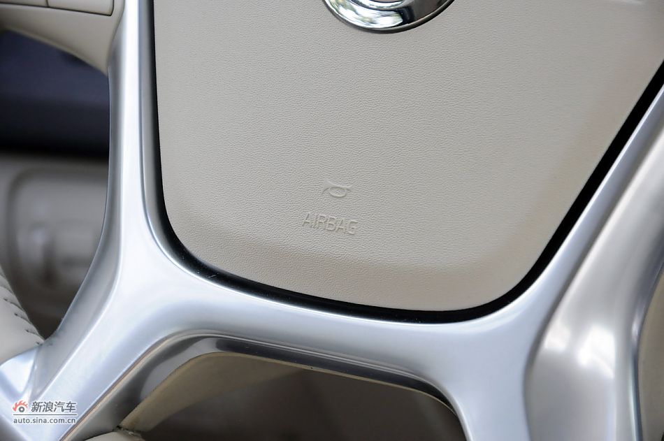 2012款沃尔沃XC60实拍