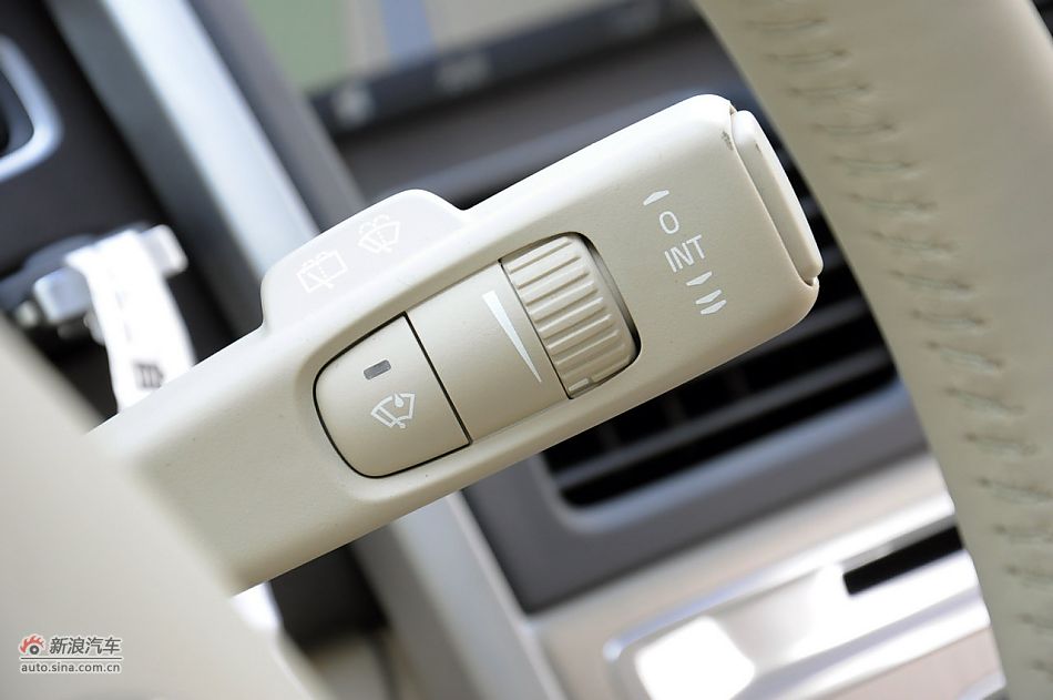 2012款沃尔沃XC60实拍