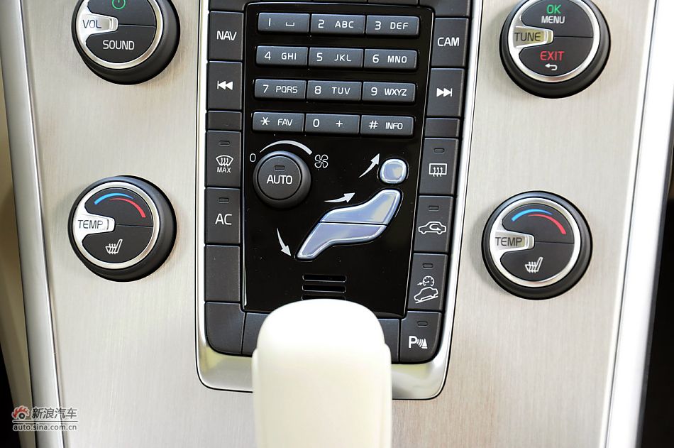 2012款沃尔沃XC60实拍