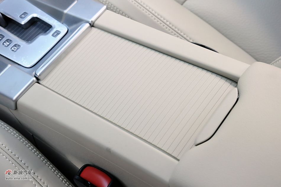 2012款沃尔沃XC60实拍