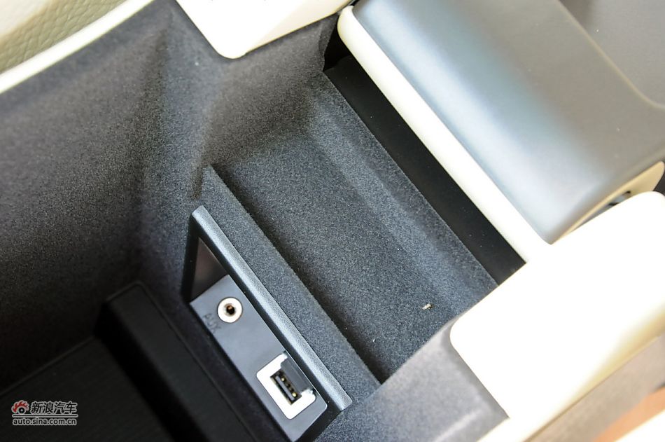 2012款沃尔沃XC60实拍