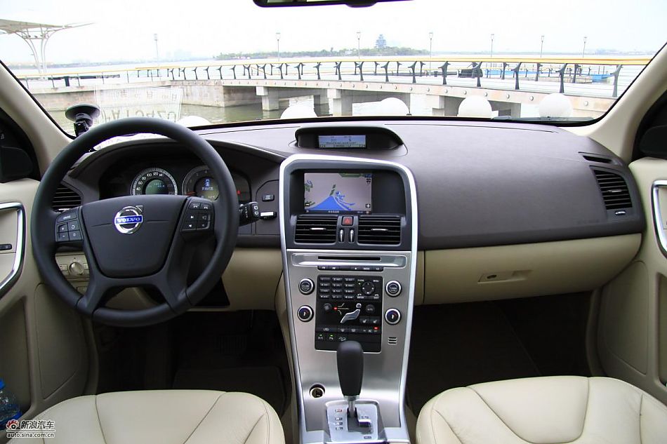沃尔沃XC60内饰实拍图
