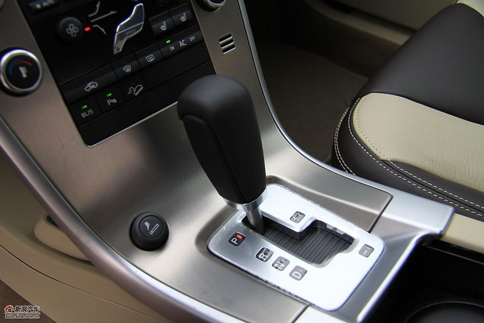 沃尔沃XC60内饰实拍图