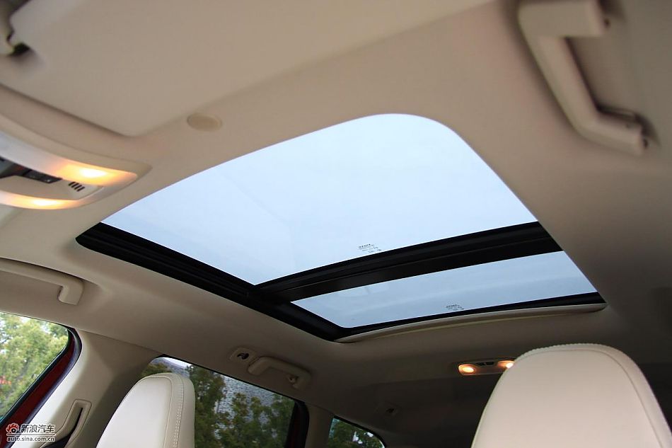 沃尔沃XC60内饰实拍图