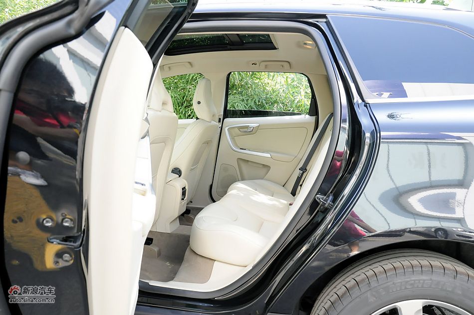 2012款沃尔沃XC60实拍