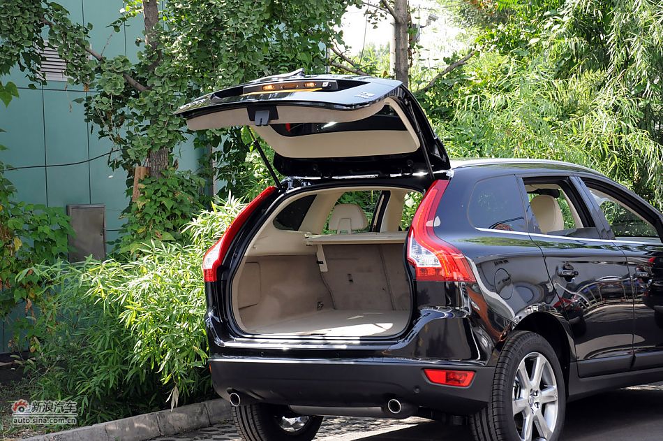 2012款沃尔沃XC60实拍