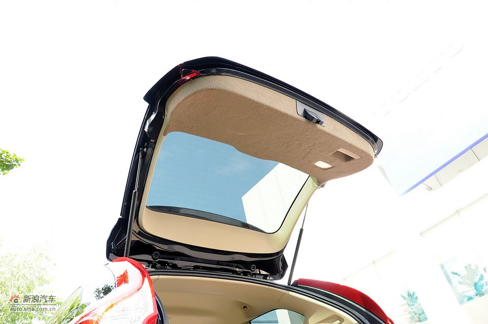 2012款沃尔沃XC60实拍