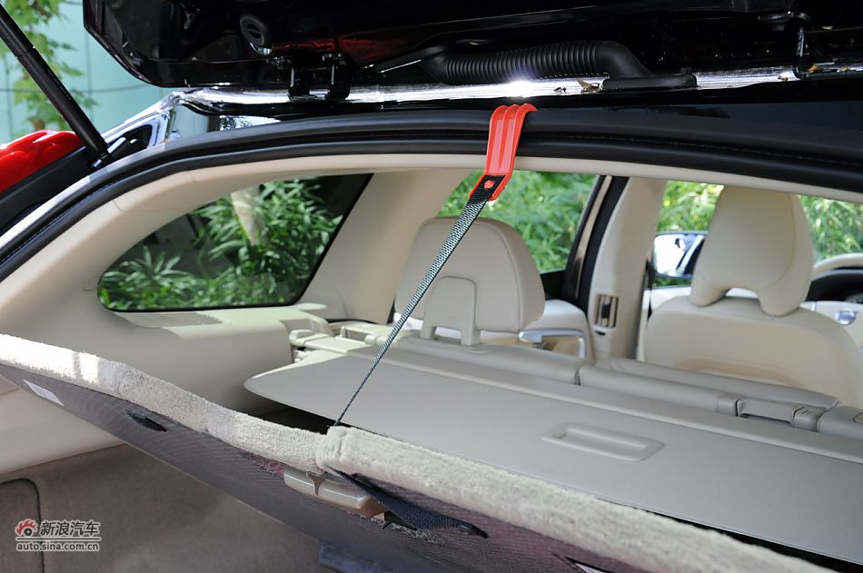 2012款沃尔沃XC60实拍