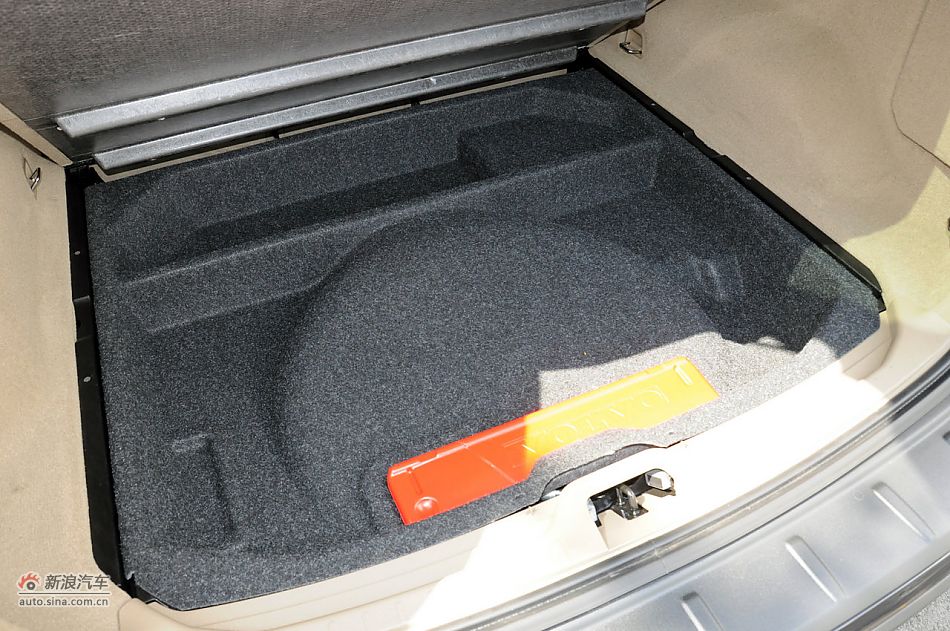 2012款沃尔沃XC60实拍