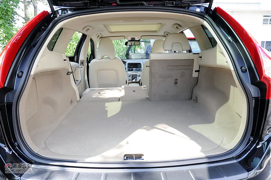 2012款沃尔沃XC60实拍