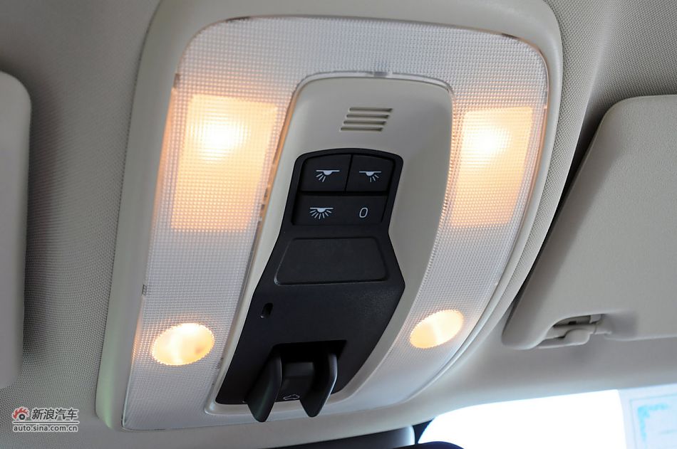 2012款沃尔沃XC60实拍