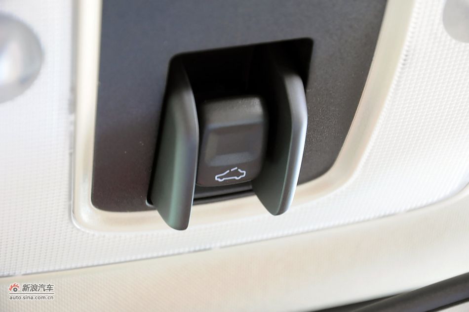 2012款沃尔沃XC60实拍