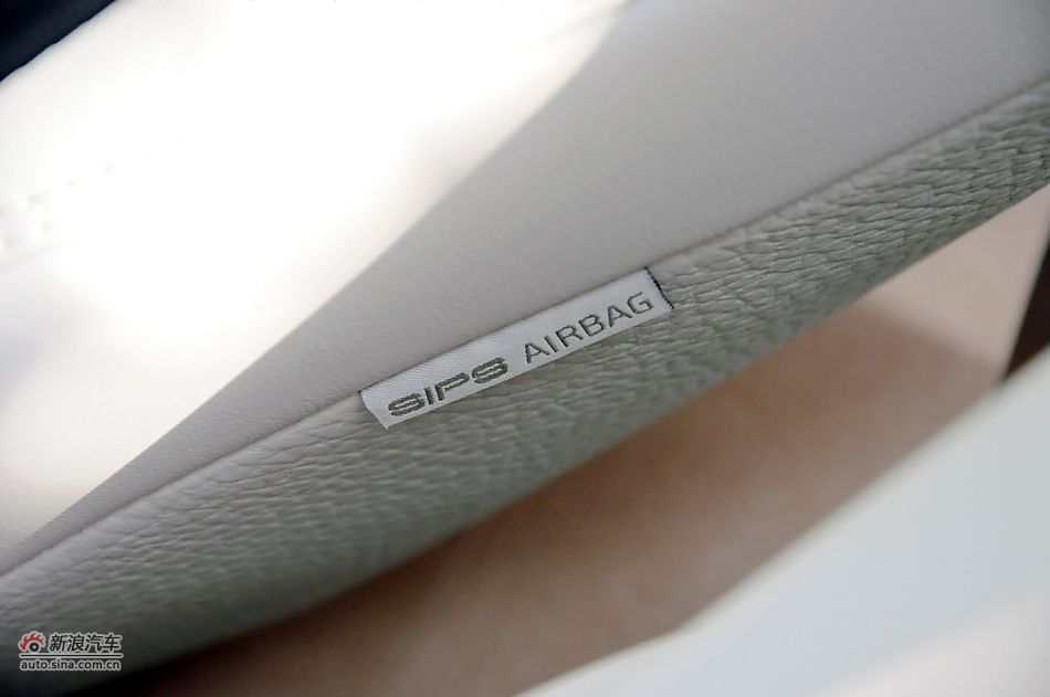 2012款沃尔沃XC60实拍