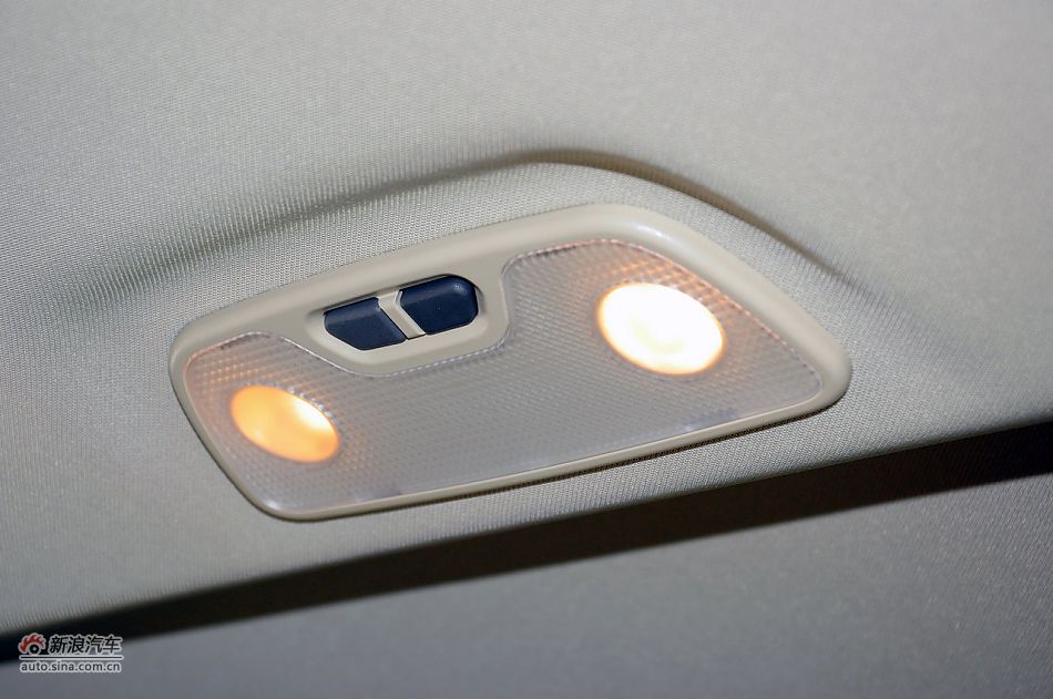 2012款沃尔沃XC60实拍