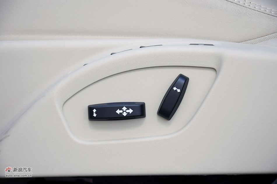 2012款沃尔沃XC60实拍