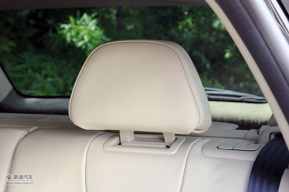 2012款沃尔沃XC60实拍