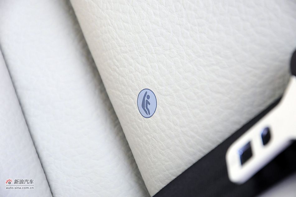 2012款沃尔沃XC60实拍