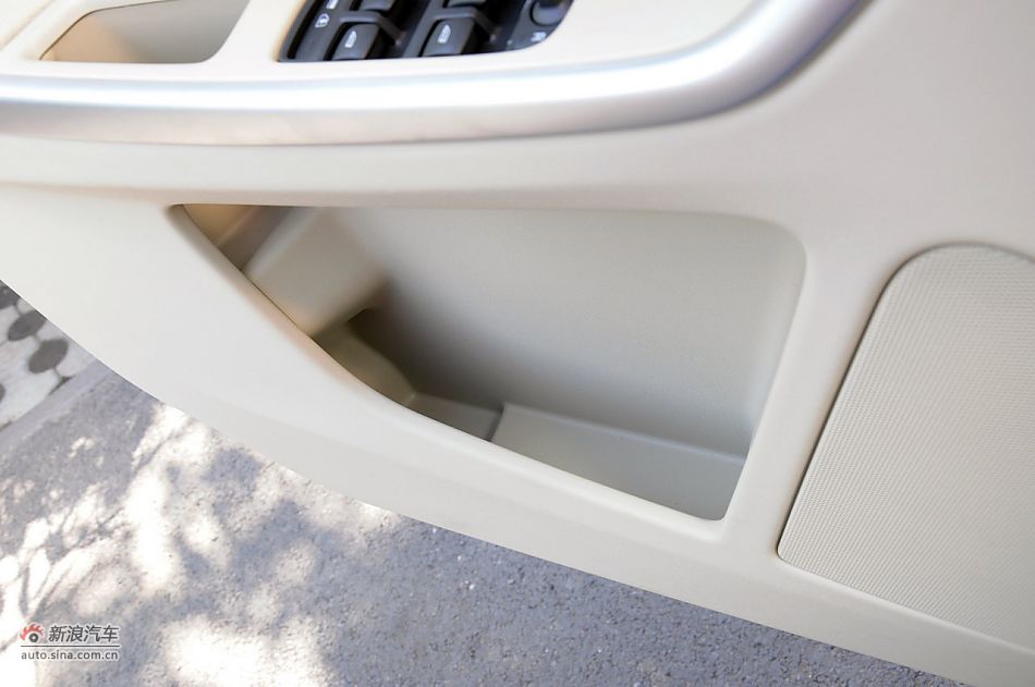 2012款沃尔沃XC60实拍