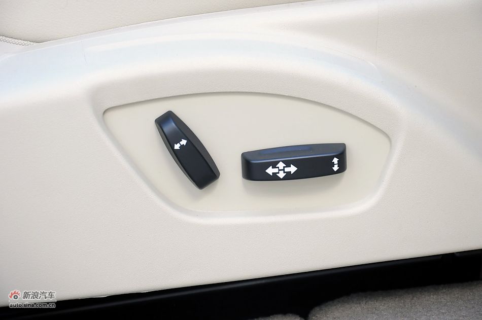 2012款沃尔沃XC60实拍