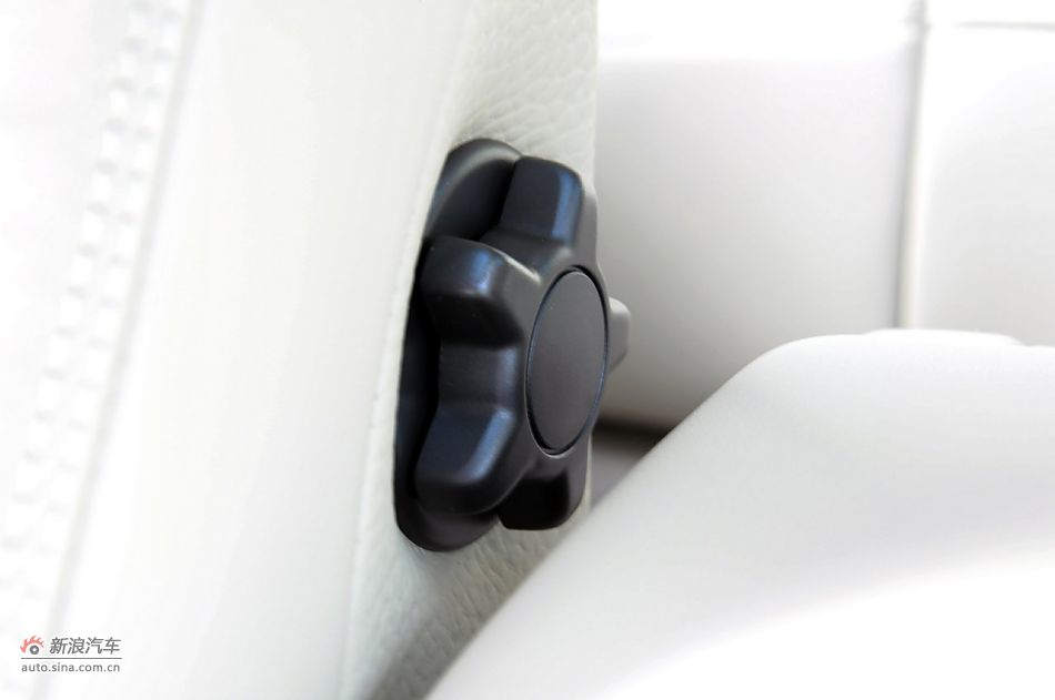 2012款沃尔沃XC60实拍