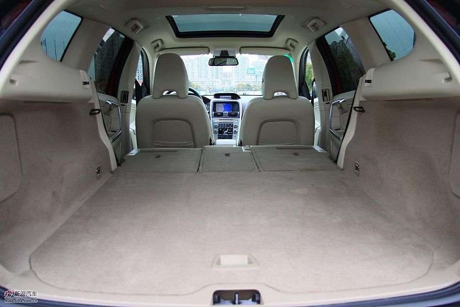 沃尔沃XC60内饰实拍图