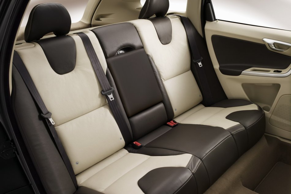 沃尔沃XC60内饰图片