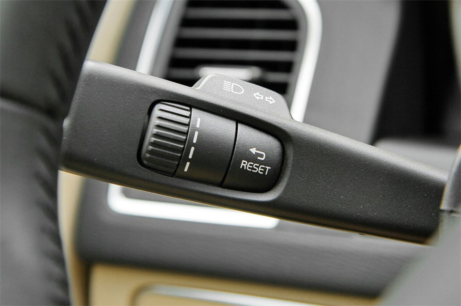 沃尔沃XC60 2014款 T5 智逸版 内饰