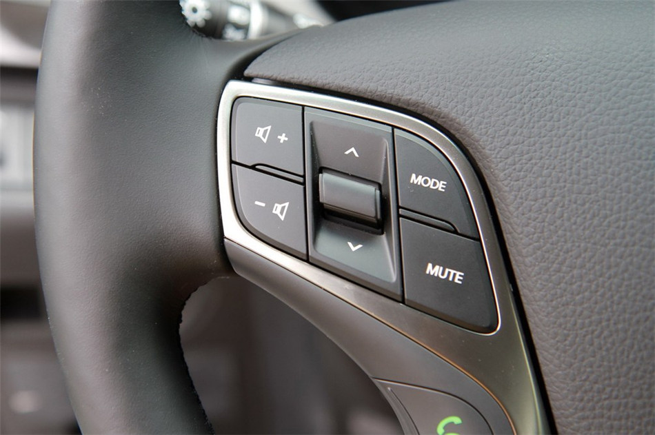 2011款雅尊2.4L自动旗舰版