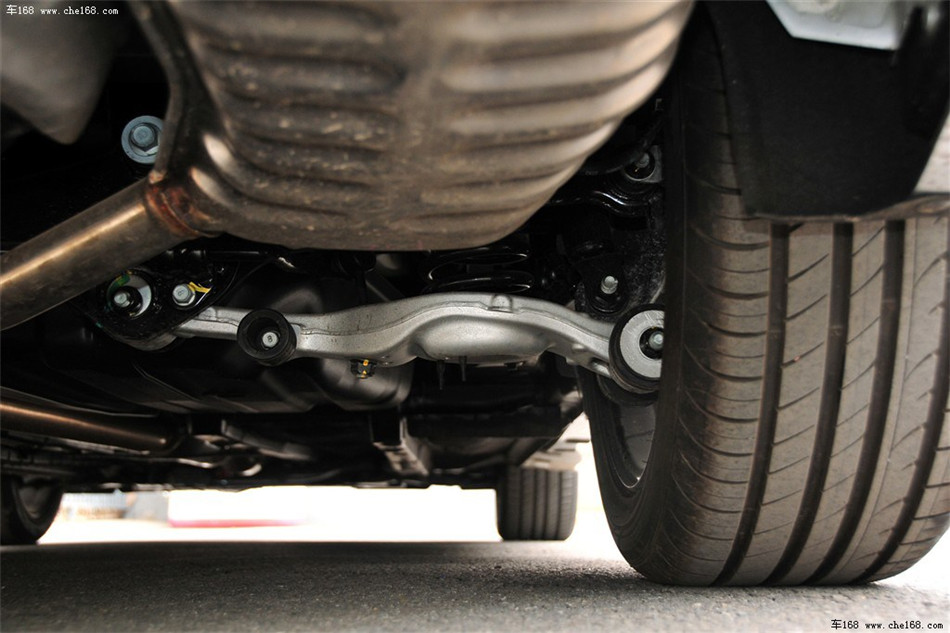 2011款雅尊2.4L自动旗舰版