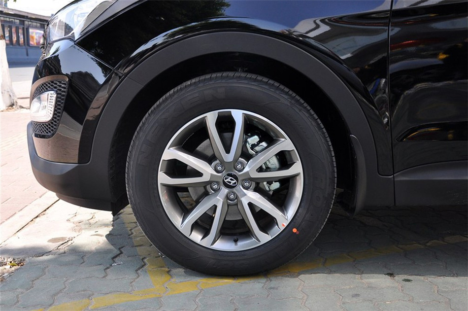 2013款进口胜达3.0豪华版四驱7座