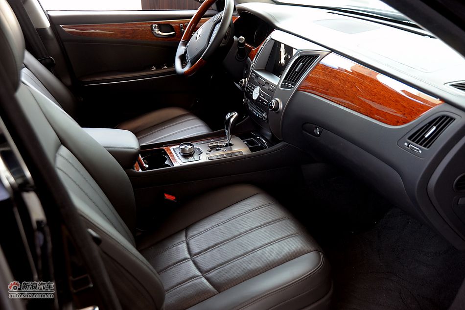 雅科仕3.8L豪华版