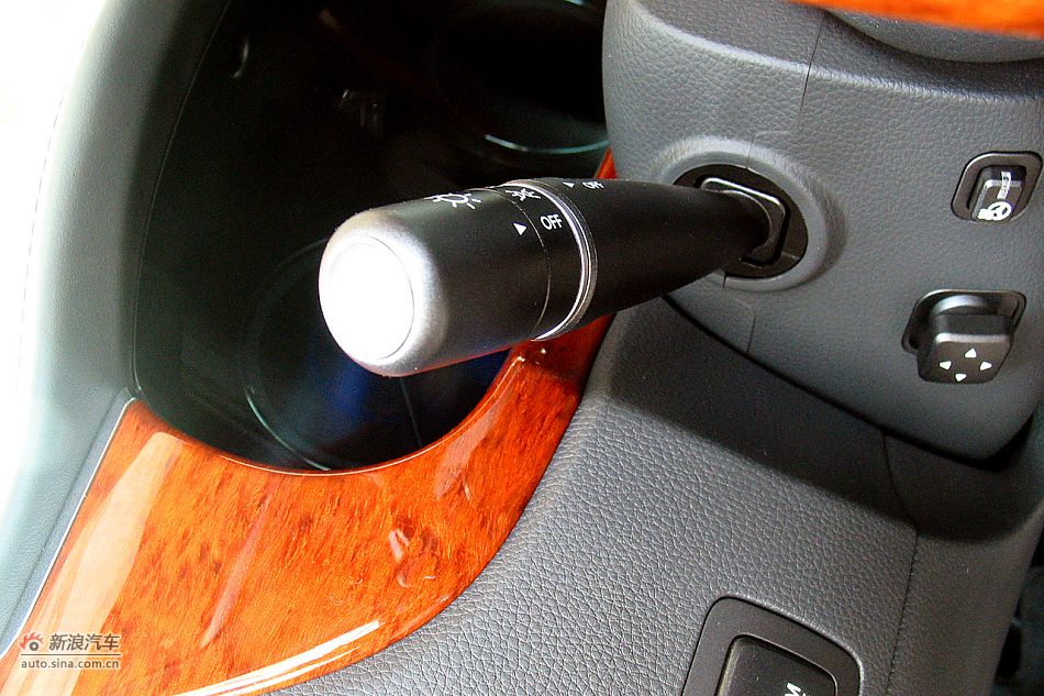 雅科仕3.8L豪华版