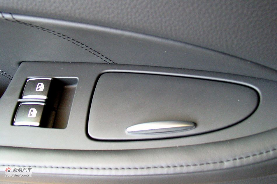 雅科仕3.8L豪华版