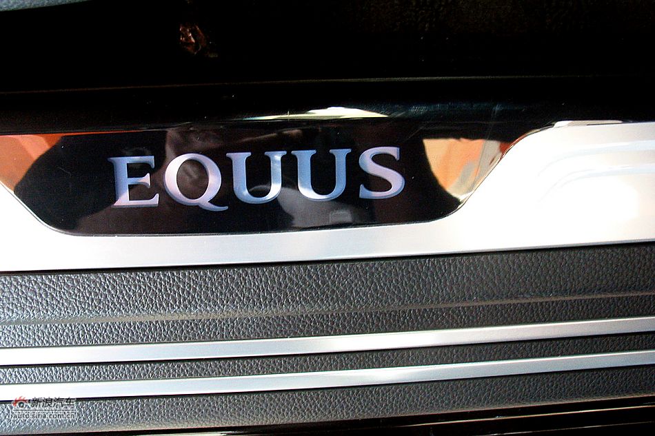 雅科仕3.8L豪华版