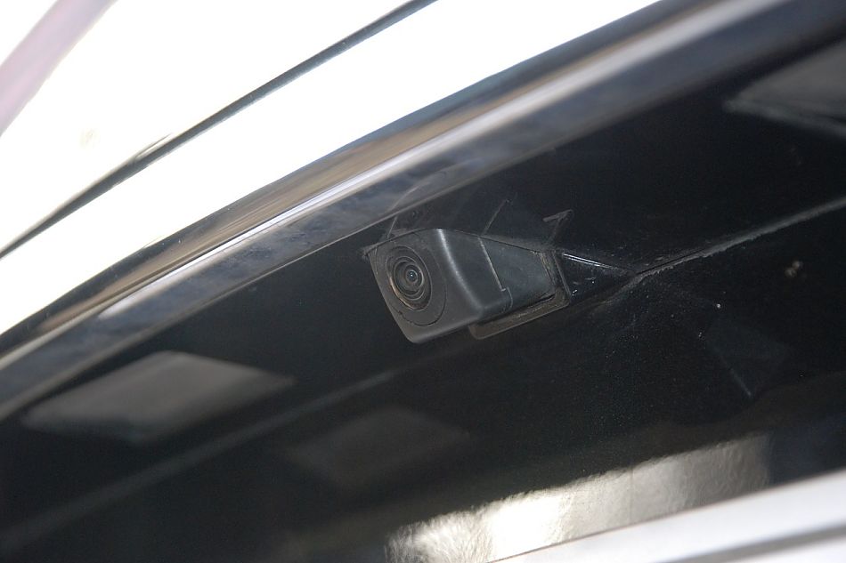 现代EQUUS雅科仕外观