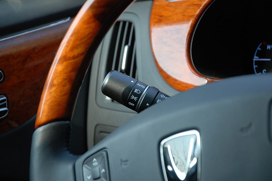 现代EQUUS雅科仕内饰