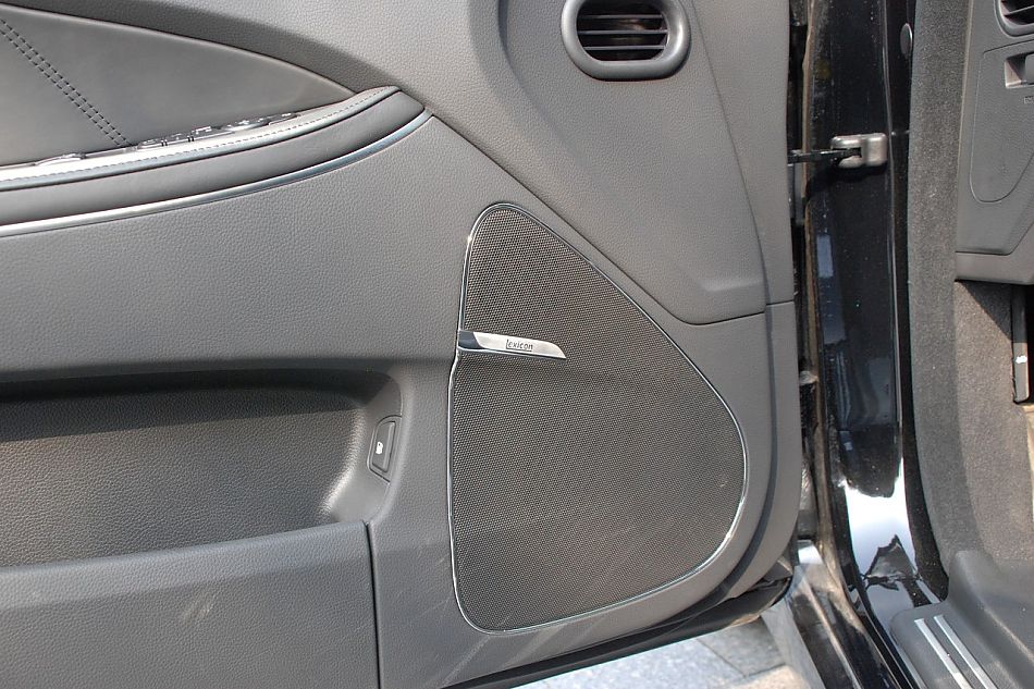 现代EQUUS雅科仕内饰