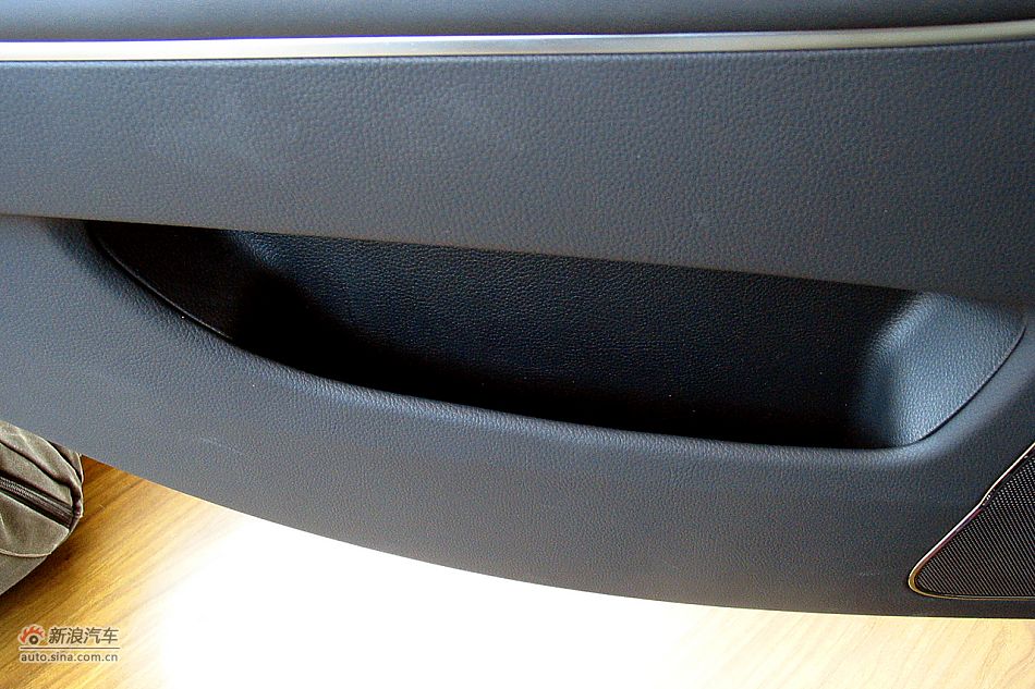 雅科仕3.8L豪华版