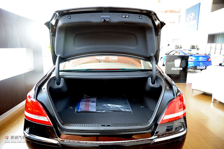 雅科仕3.8L豪华版