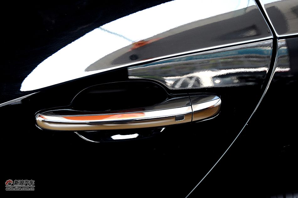 雅科仕3.8L豪华版