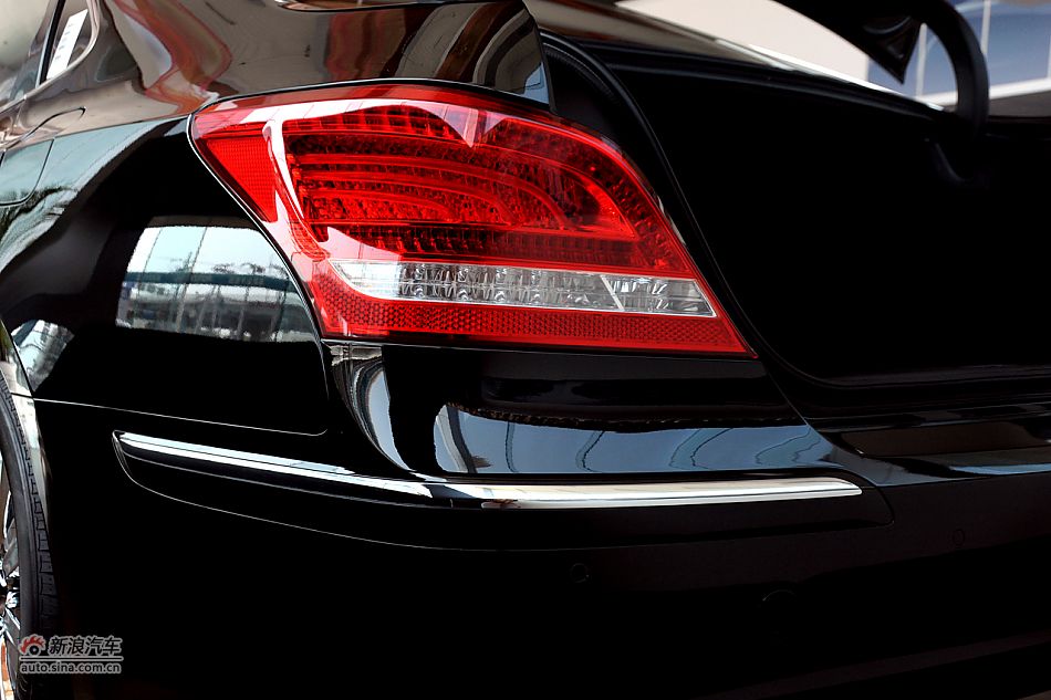 雅科仕3.8L豪华版