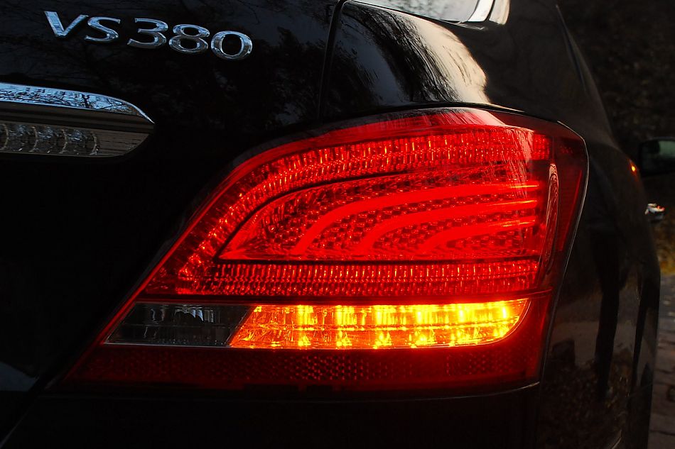 现代EQUUS雅科仕外观