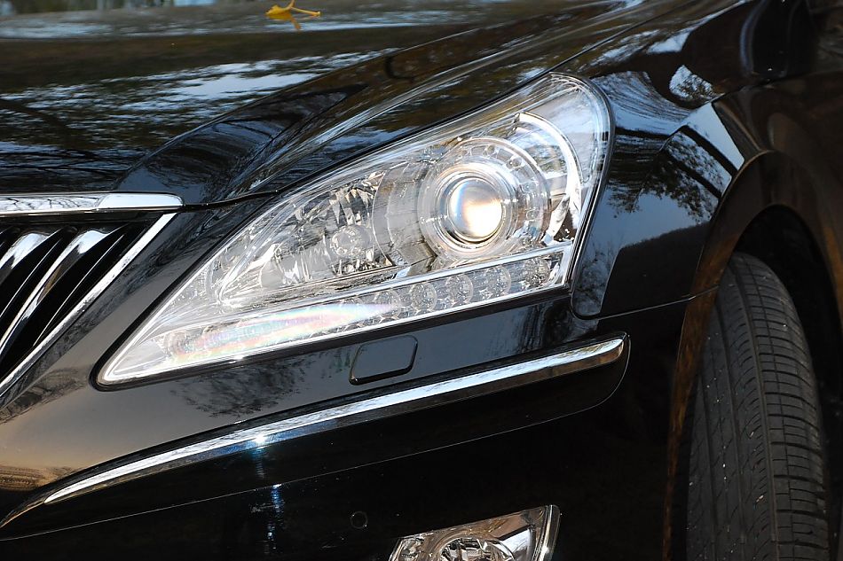 现代EQUUS雅科仕外观