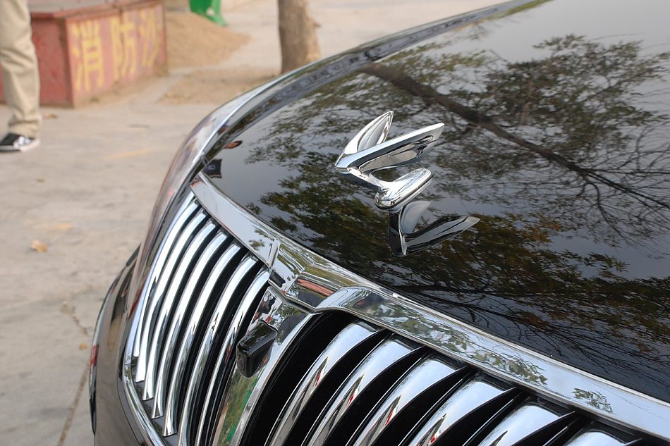 现代EQUUS雅科仕外观