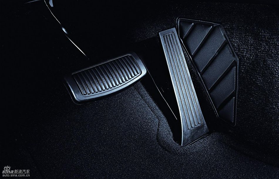 新雅科仕--键盘式油门踏板